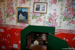 First level of Dolly's house in Ketchikan (2).jpg