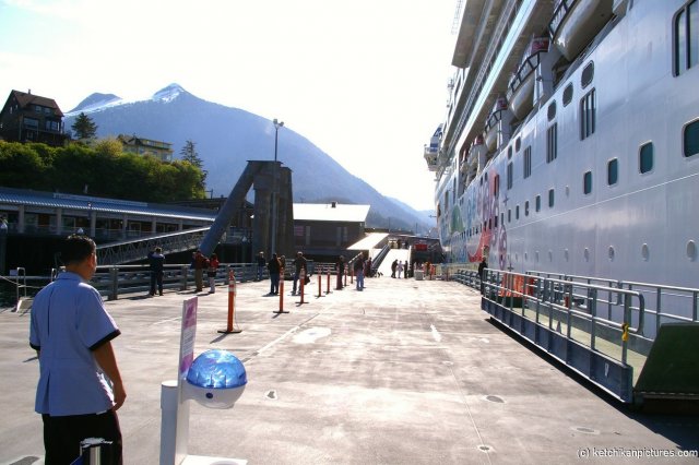 Norwegian Pearl docked at Ketchikan port side view.jpg
