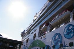 Norwegian Pearl docked at Ketchikan port side view (3).jpg