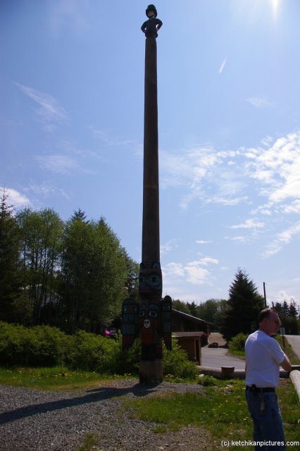 Ridicule Totem Pole in Ketchikan.jpg
