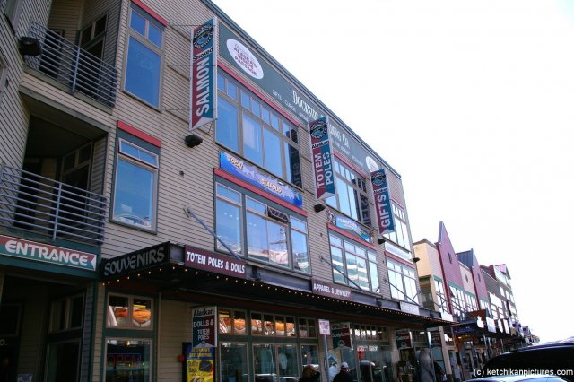Some shops in Ketchikan.jpg
